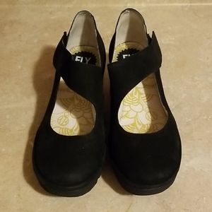 Fly London wedge shoe 38 or 7.5 USA Black